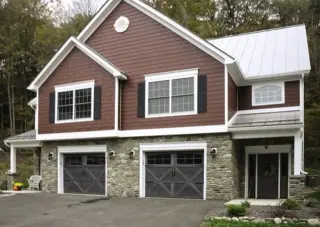Model 9700 — Carriage House Steel garage door